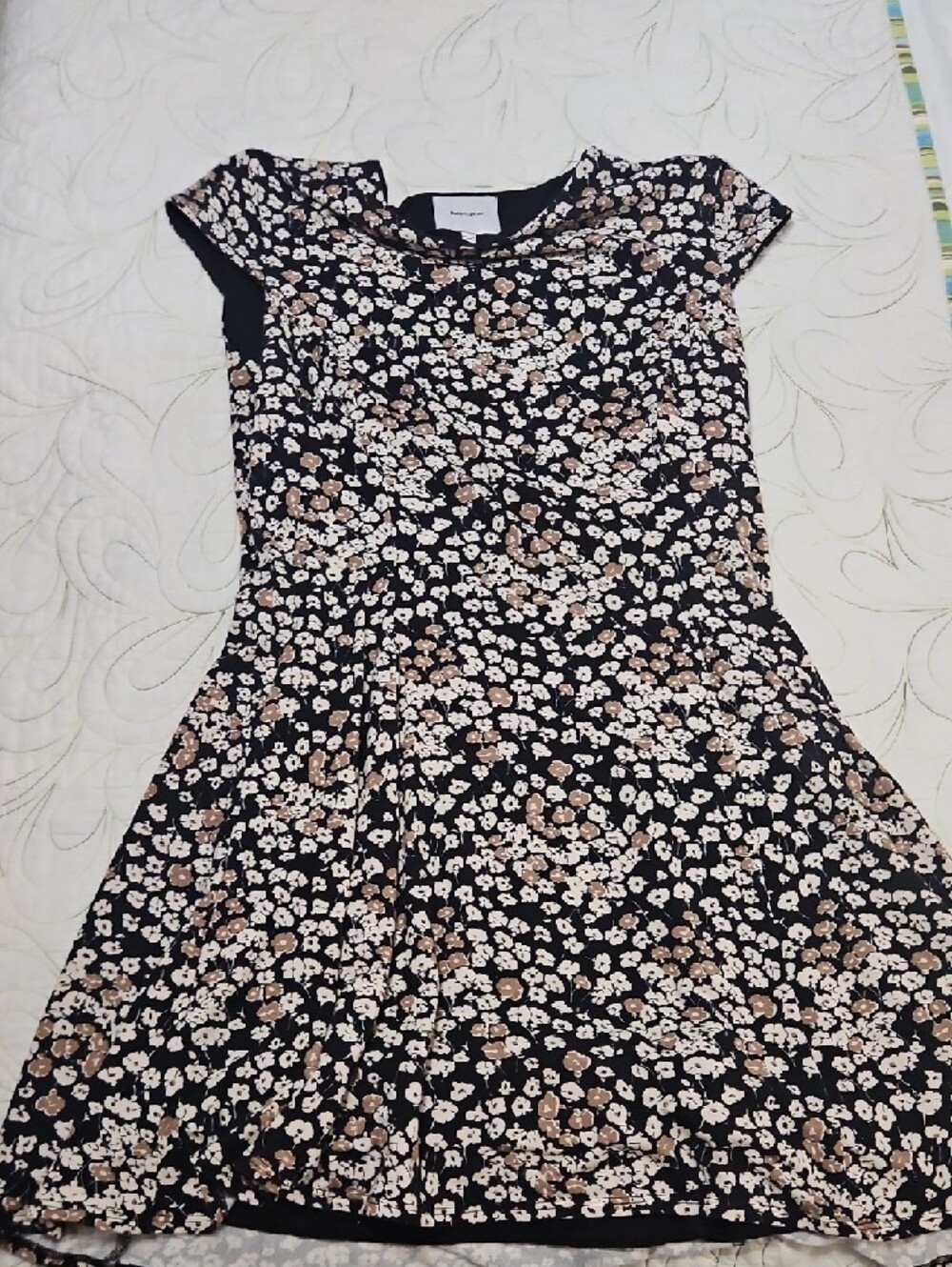 Reformation Black and Cream Floral Cap-Sleeve Mini Dress - Picture 5 of 6